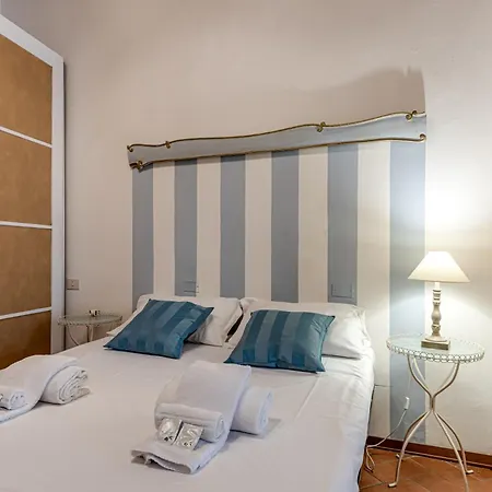 Blu Flat, San Gallo Florenz